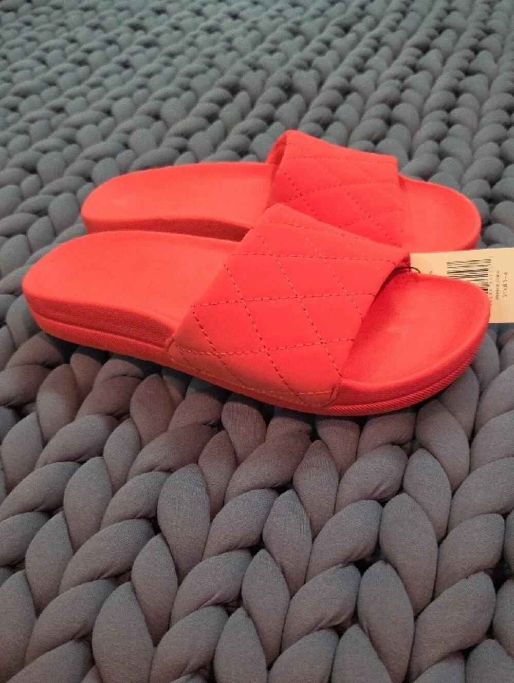 Vera Bradley Coral Quilted Slide Sandals